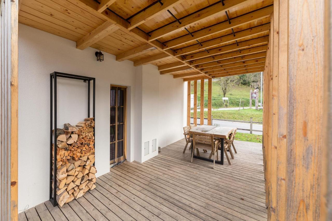 Apartment Hisa Na Soncu / Sun House