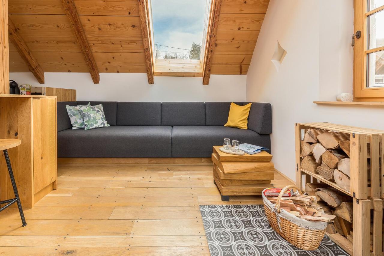 Hisa Na Soncu / Sun House Apartment