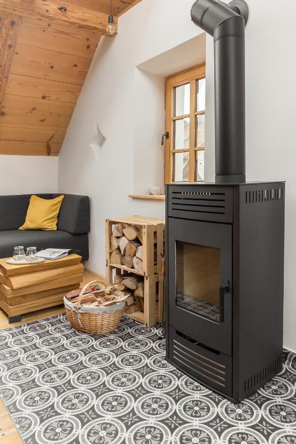 Hisa Na Soncu / Sun House Apartment *